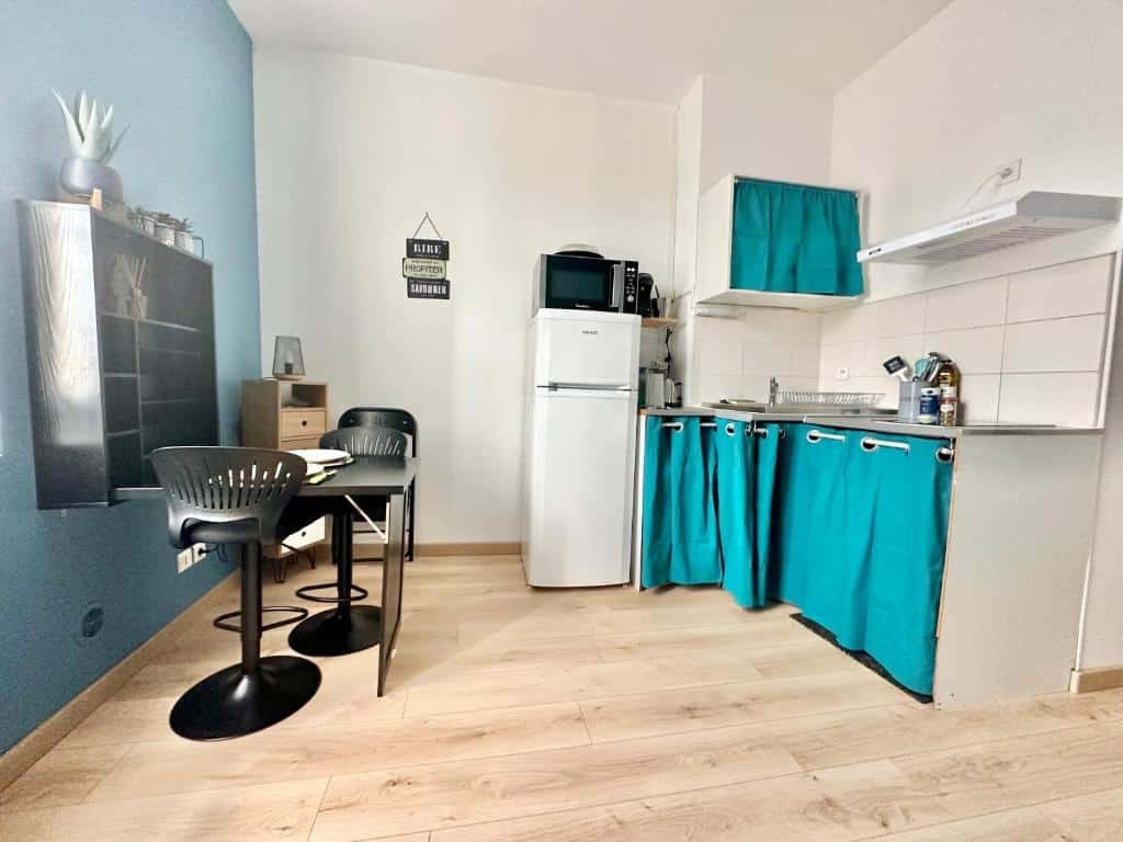 Studio meublé à louer avenue Georges Dumas, Limoges — séjour