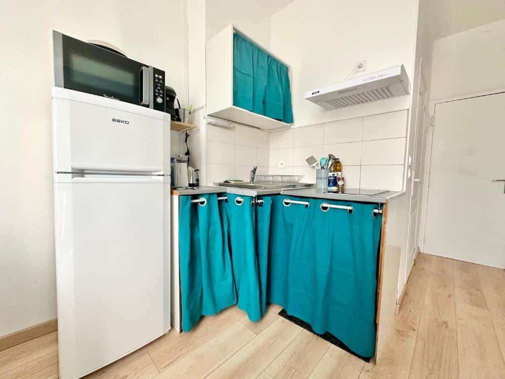 Kitchenette équipée du studio meublé, hyper-centre Limoges