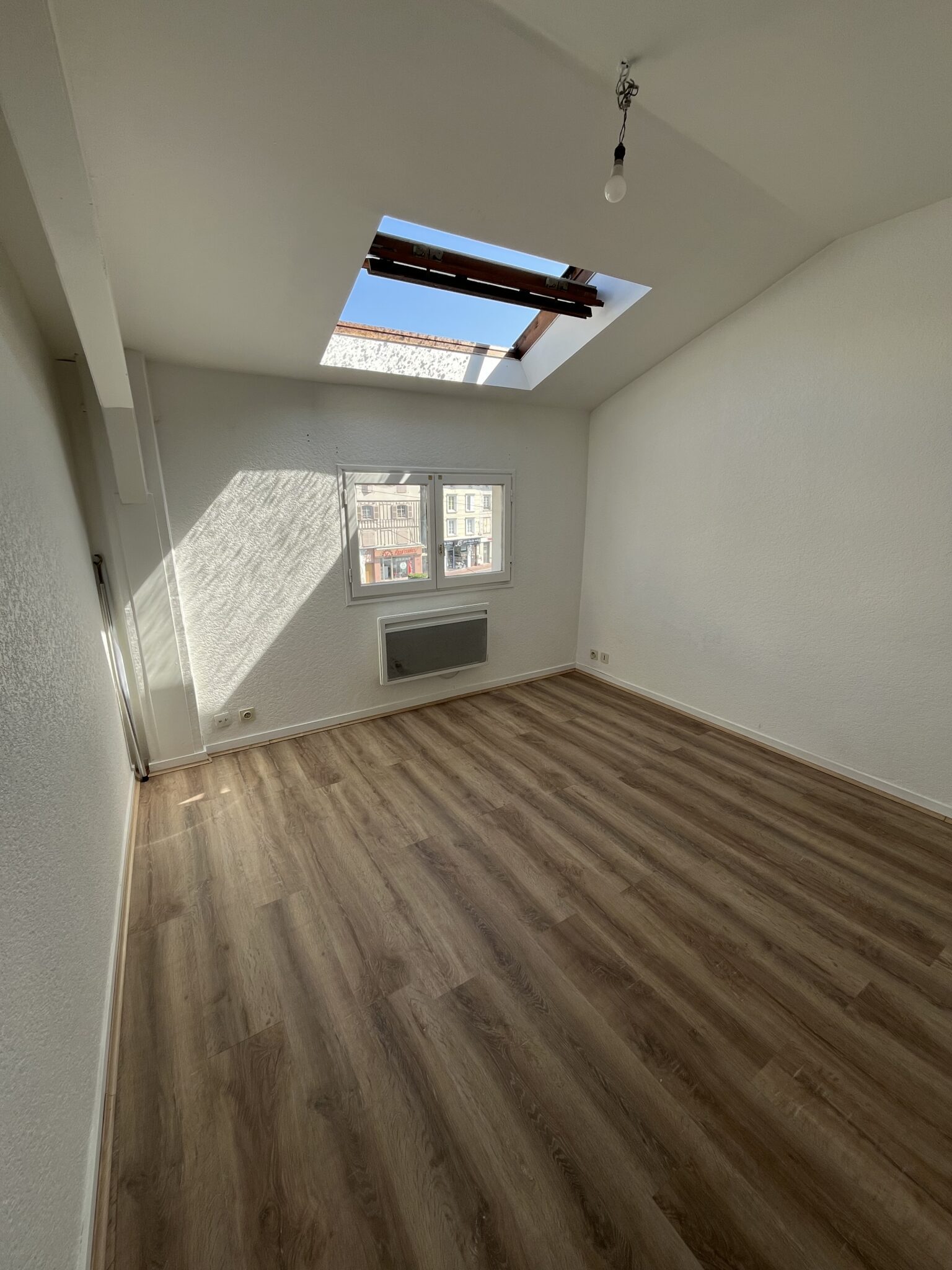 Salle de bains du studio, hyper-centre Limoges